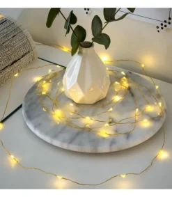 Konstsmide, guirlandes lumineuses de Noël Guirlande Led A Pile, 20 Diodes Ambrees, Fil Laiton Sale