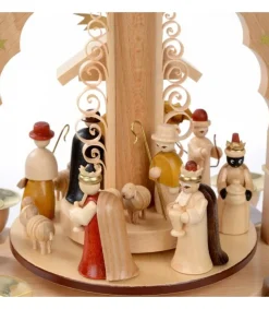 Richard Glasser, Pyramides de Noël allemandes Pyramide A 4 Bougies En Bois Pour Un Noël Traditionnel Sale